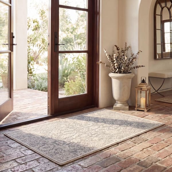 Reflection 2 x 3 Light Gray/Cream Persian Area Rug