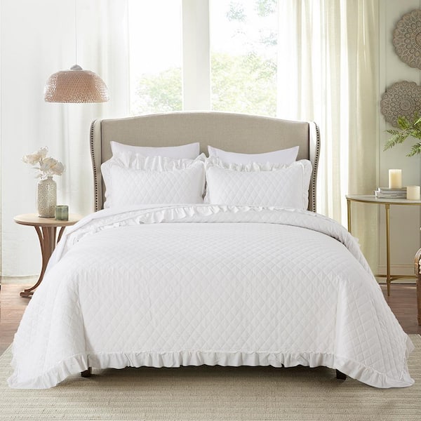 JML 3-Piece White Microfiber King Ruffled Quilt Set
