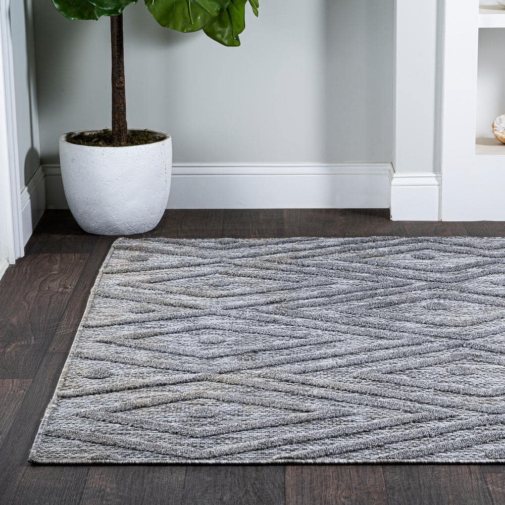 Modern Vintage Moroccan Diamond 8' x 10' Dark Gray Indoor/Outdoor Rug