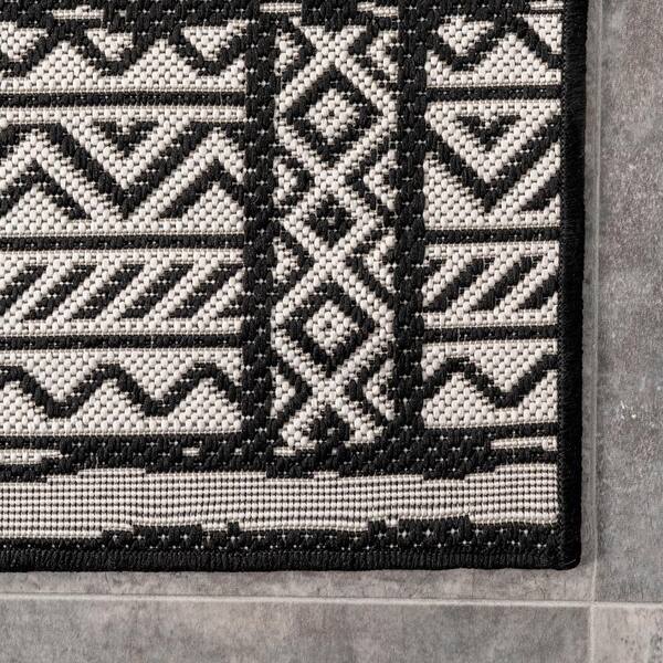 nuLOOM Abbey Tribal Striped Beige 9 ft. 6 in. x 12 ft. Indoor/Outdoor Patio Area Rug