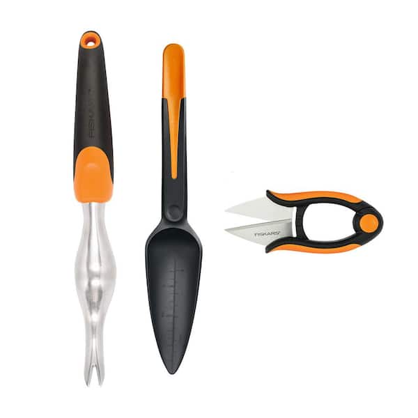 Fiskars 3-Piece Garden Tool Set with Seeding Planting Trowel, Weed Puller, and Garden Snips
