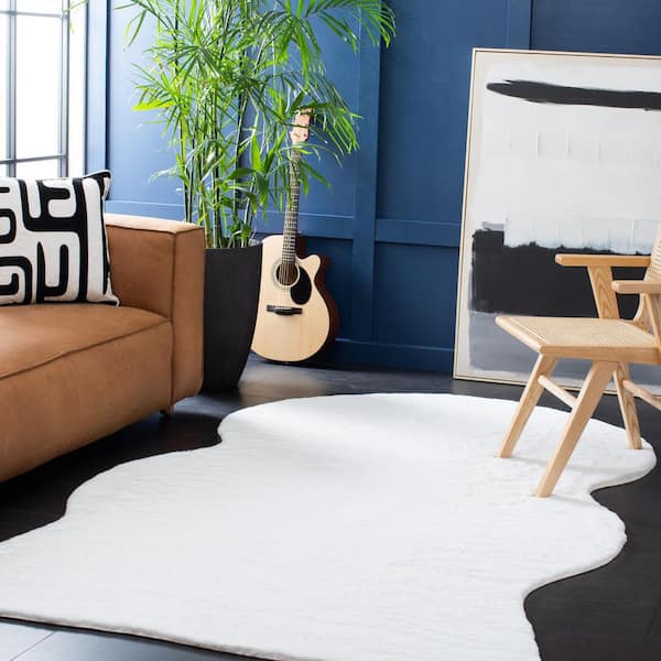 Faux Sheep Skin 5 ft. x 7 ft. Ivory Flokati Solid Color Area Rug