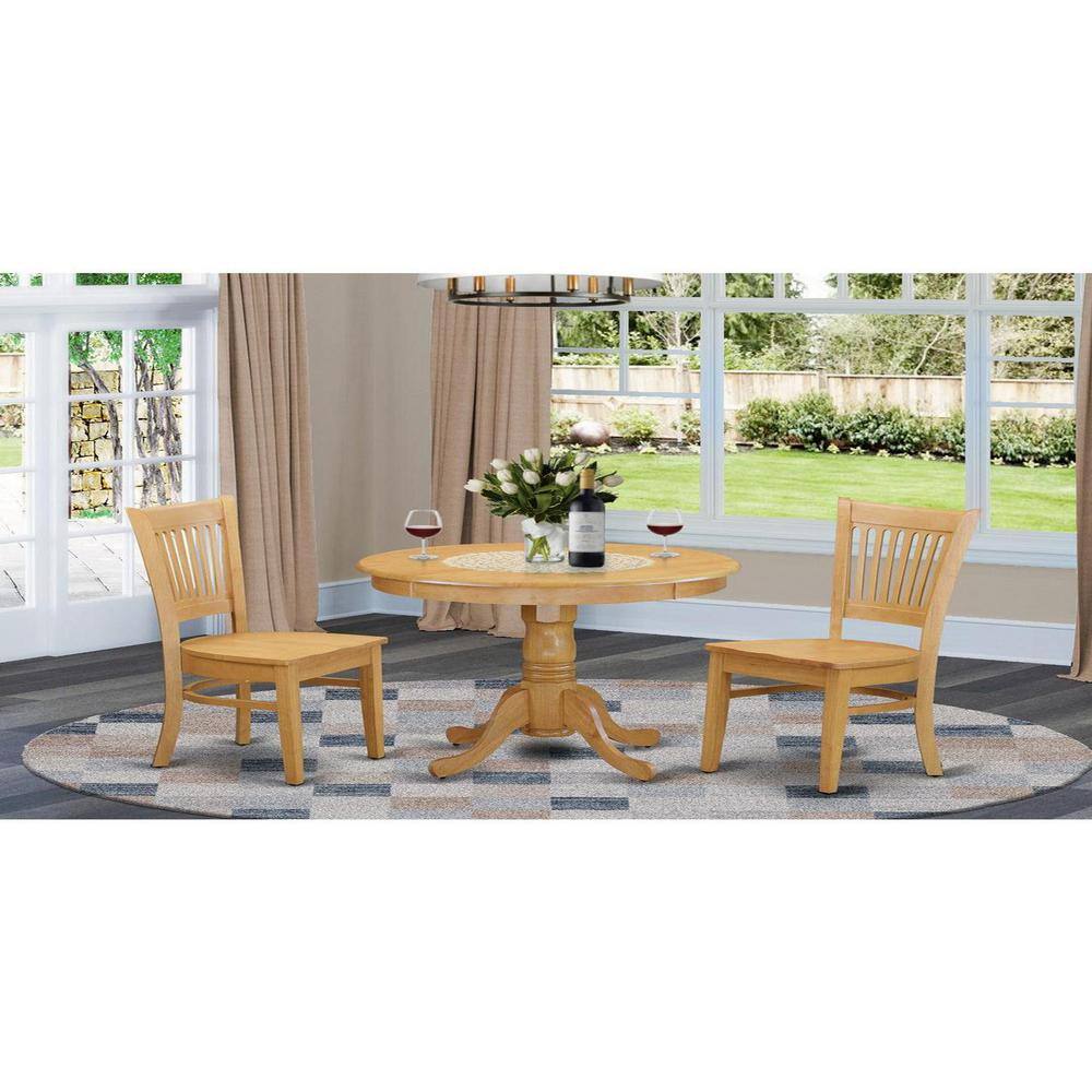 Natural Oak Finish Round Dining Table Set with Lattice Back Chairs