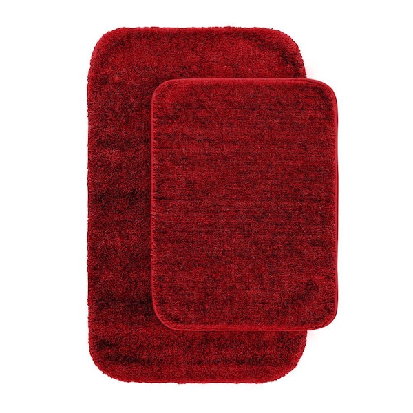 Garland Rug Traditional Chili Pepper Red 21 in. x 34 in. Washable Bathroom 2 -Piece Rug Set