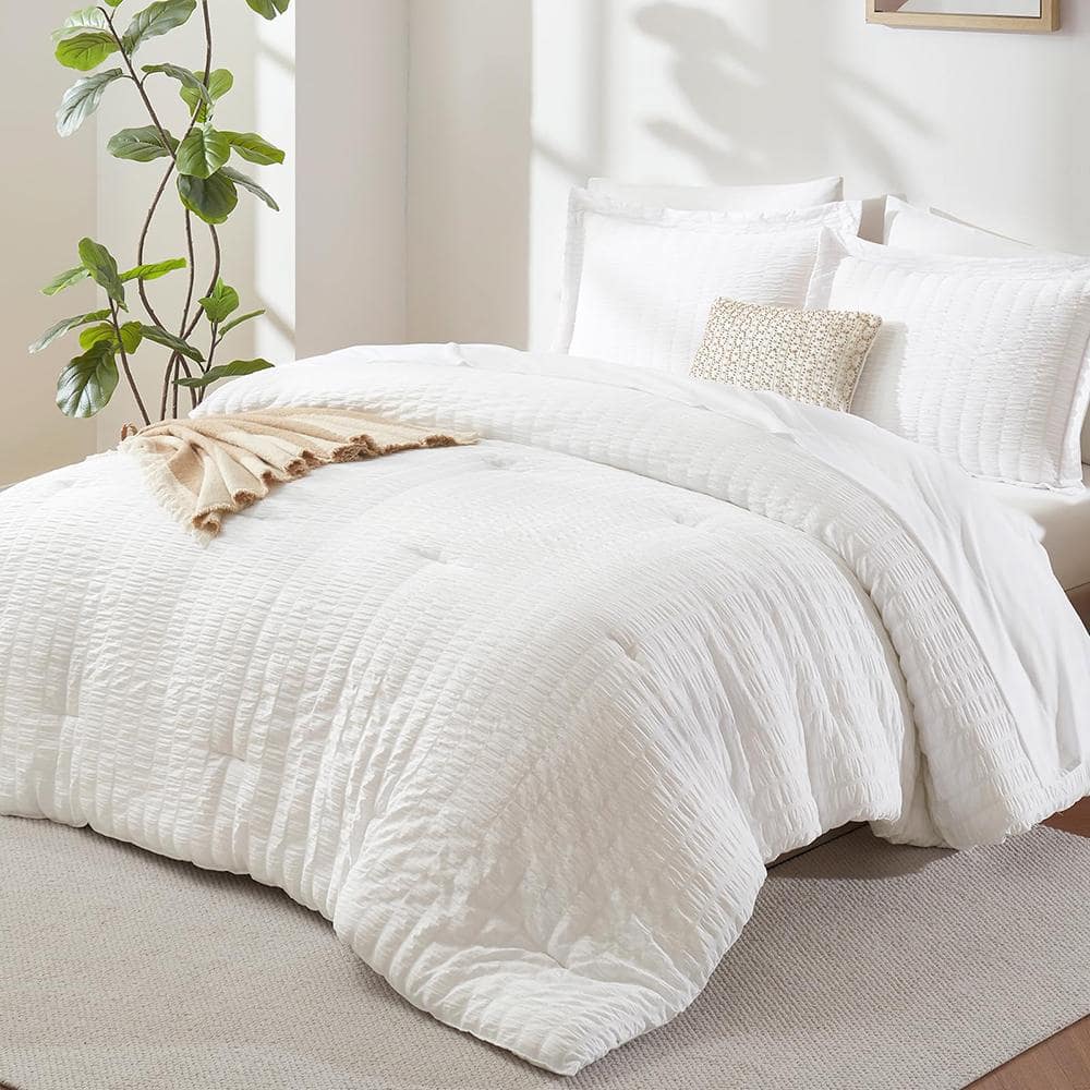 White Polyester King(104"x90") Comforter Set with Sheets 7 Pieces