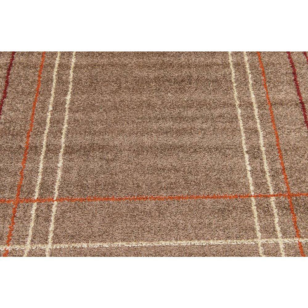 Light Brown Geometric Low Pile Area Rug 5' x 8'