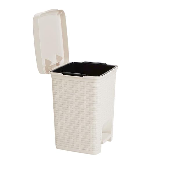 Mind Reader 1.58 Gal. Plastic Square Step-On Bathroom Garbage Bin Trash Can Wastebasket