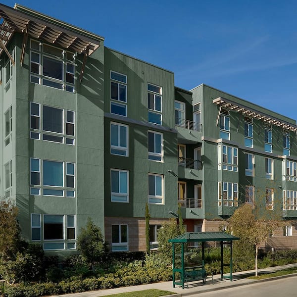 1 gal. #HDC-WR15-11 Deep Emerald Flat Exterior Paint