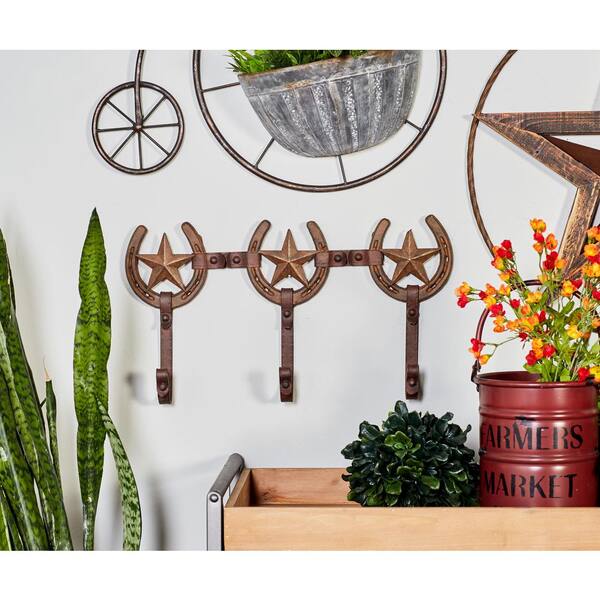 Litton Lane Brown Iron Stars and Horse Shoes Wall Hook Rack