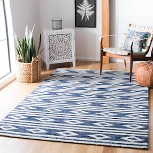Micro-Loop Navy/Ivory 5 ft. x 5 ft. Square Diamonds Striped Area Rug