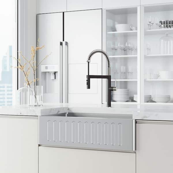 Edison Pro 20 in. Single Handle Pull Down Sprayer Kitchen Faucet in Stainless Steel and Matte Black
