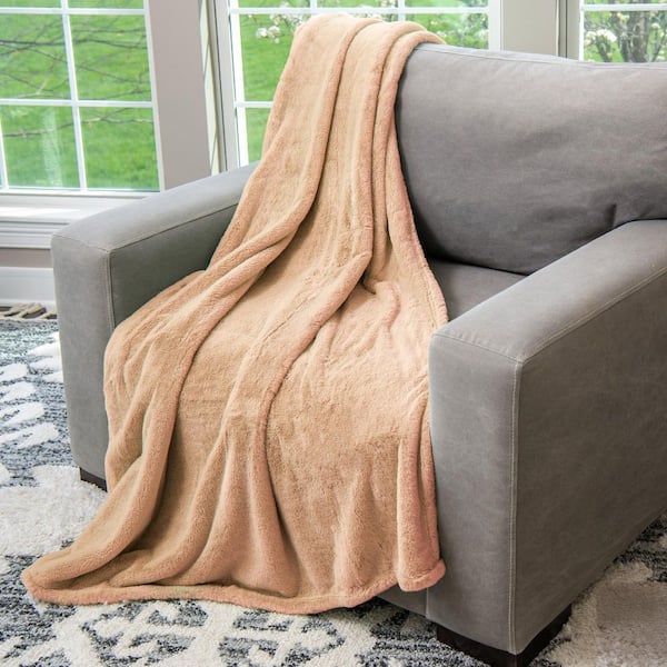 HGTV Super Luxe Faux Fur Nomadic Desert-Tan Throw Blanket