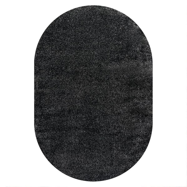 Haze Solid Low-Pile Black 6 ft. x 9 ft. Oval Area Rug