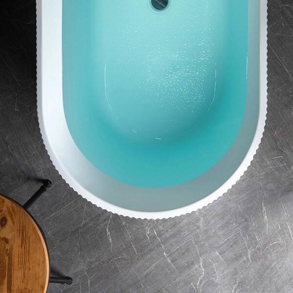 Gee 67 in. x 31.5 in. Acrylic Flat Bottom Soaking Bathtub with Center Drain and Overflow in White with Matte Black