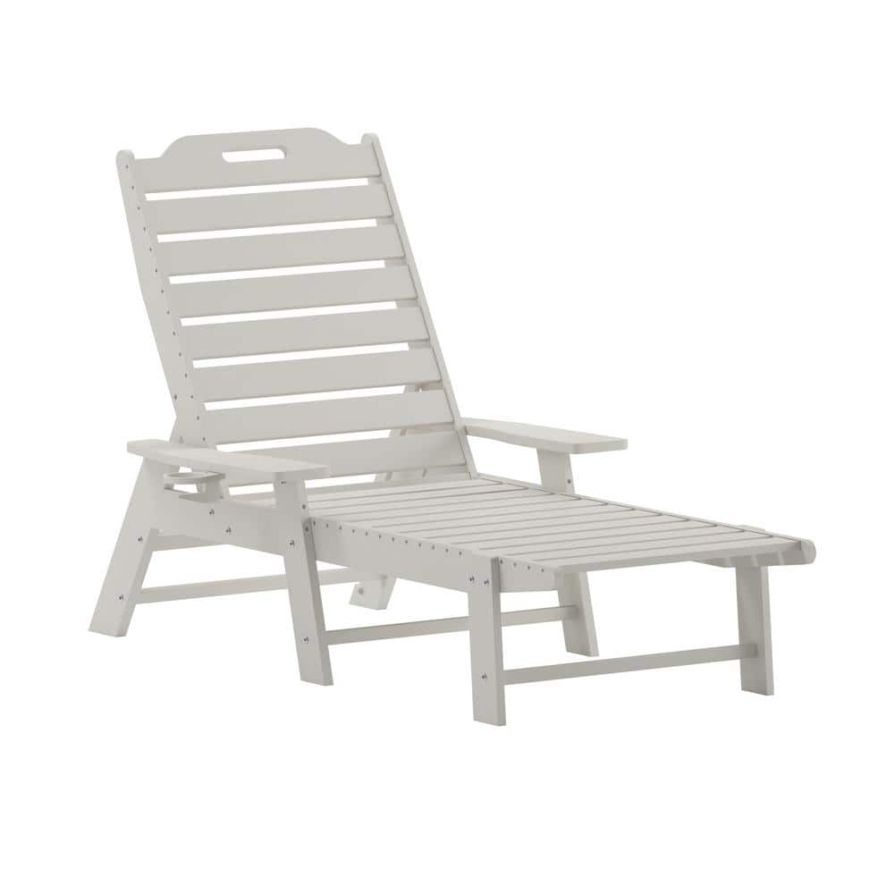 TAYLOR + LOGAN White Plastic Outdoor Lounge Chair (Set of 2)