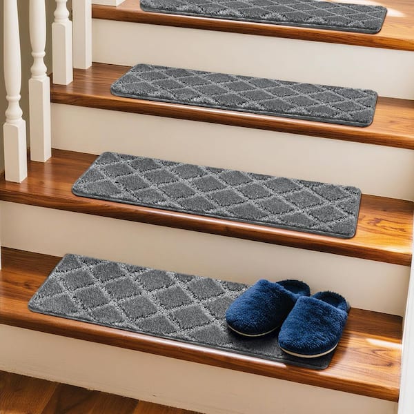 PURE ERA Diamond Trellis Gray 8 in. x 30 in. Carpet Stair Tread Cover Protector Low Pile Self Adhensive Indoor Mat Rug Set of 12