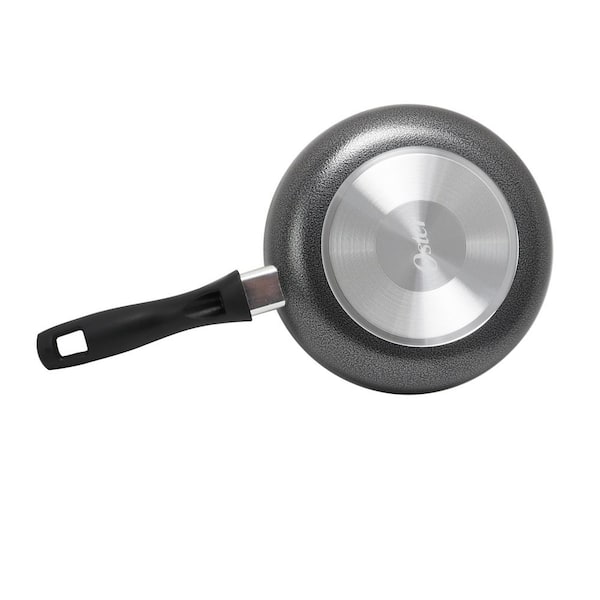 https://images.thdstatic.com/productImages/cf22c4e4-3ae2-4c9f-85a4-0fc1d08c5c85/svn/charcoal-grey-oster-skillets-985105886m-4f_600.jpg