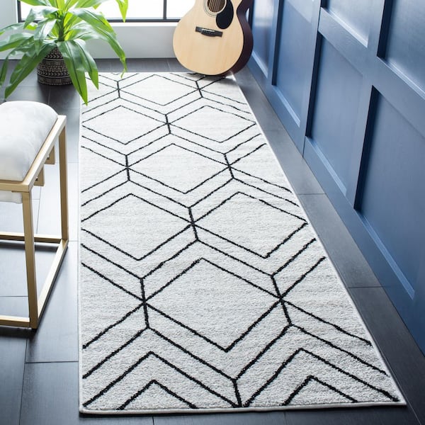 Adirondack 3 ft. x 12 ft. Ivory/Black Diamond Runner Rug