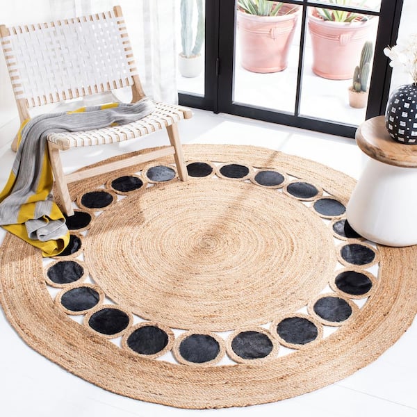 Natural Fiber Beige/Black 4 ft. x 4 ft. Round Solid Area Rug