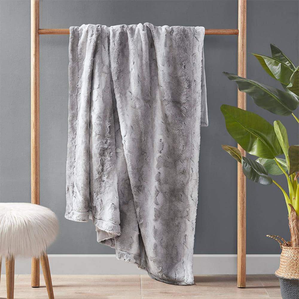 Luxurious Gray 60"x70" Reversible Faux Fur Throw Blanket