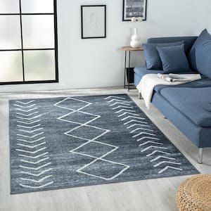 Cana Blue 5 ft. x 7 ft. Diamond Transitional Casual Synthetic Area Rug