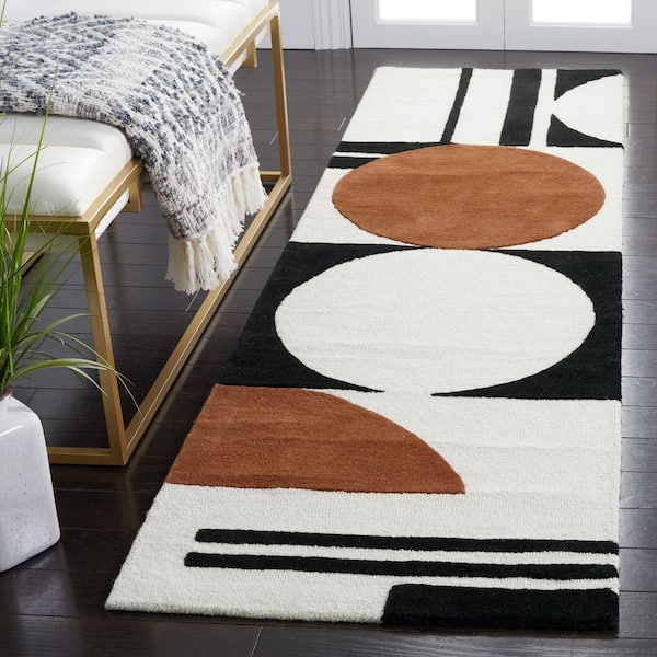 Rodeo Drive 2 ft. x 6 ft. Ivory/Black Geometric Runner Rug