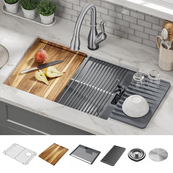 Dry Me a River: 7 Perks of a Built In Countertop Drainboard!