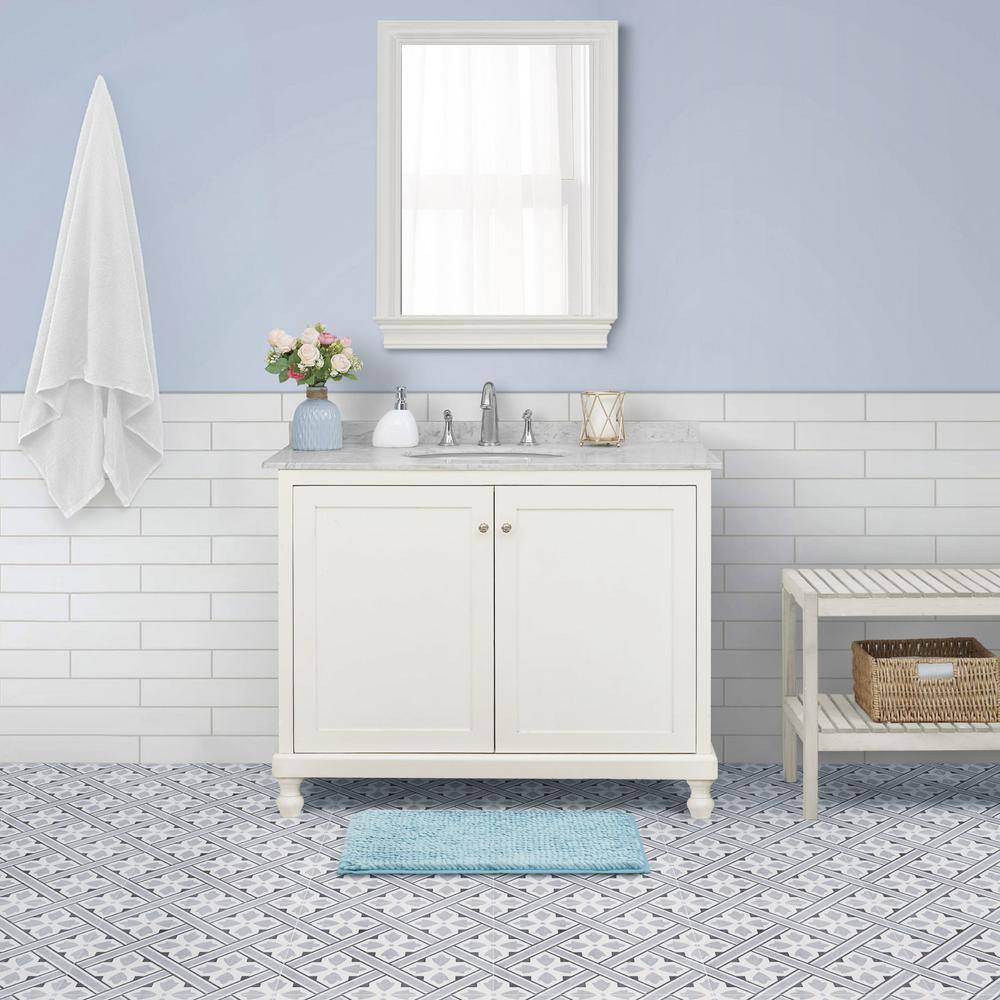 Aqua Blue 17" x 24" Polyester Chenille Bath Mat