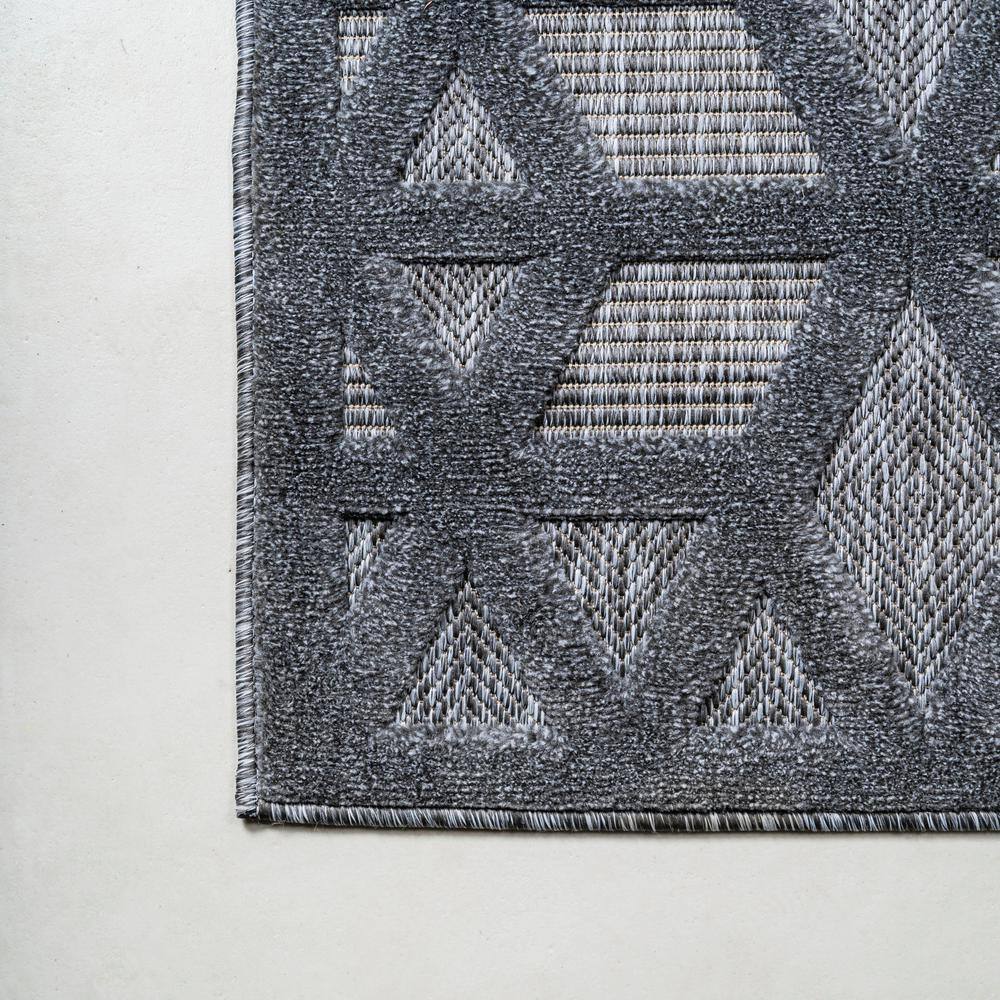 Talaia Dark Gray Geometric Synthetic Indoor/Outdoor Runner Rug