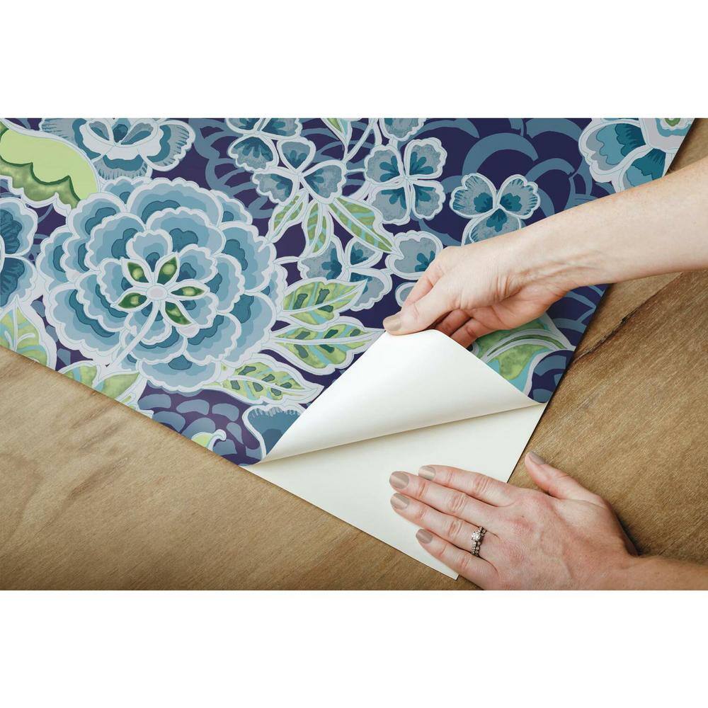 Blue and Green Floral Peel and Stick Wallpaper Roll