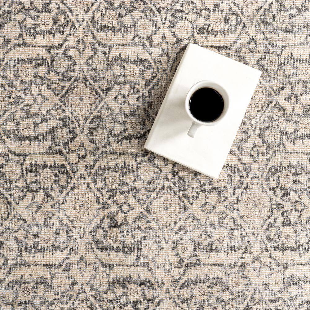 Hillstone 5x8 Red Synthetic Vintage Medallion Area Rug