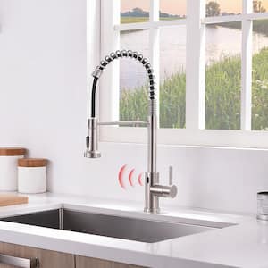 Single Handle Pull Down Sprayer Kitchen Faucet in Brushed Nickel