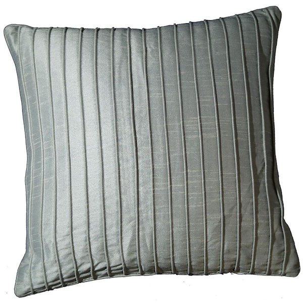 Unbranded Contemporary Marlene Icicle 18 in. x 18 in. Square Decorative Accent Pillow (2-Pack)
