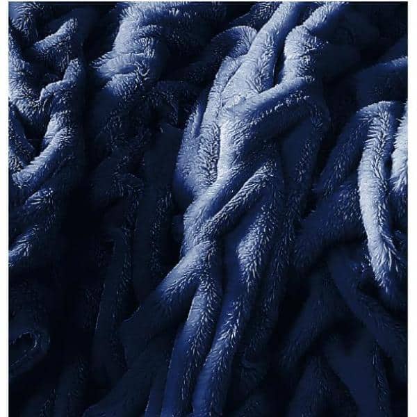 Luxurious Navy Braided Faux Fur & Flannel Throw, 50" x 60"
