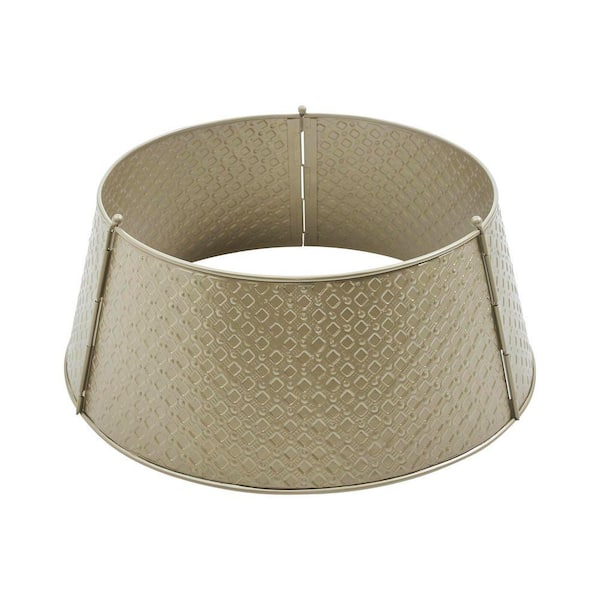Lattice 20 in. D Antique Gold Metal Tree Collar