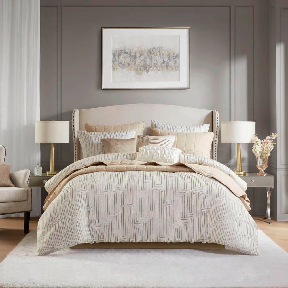 Hayden 10-Piece Ivory Geometric Polyester Queen Luxury Jacquard Comforter Set price history on PriceWatchPro