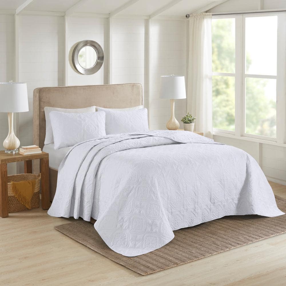 White Full Microfiber Reversible Bedspread Set