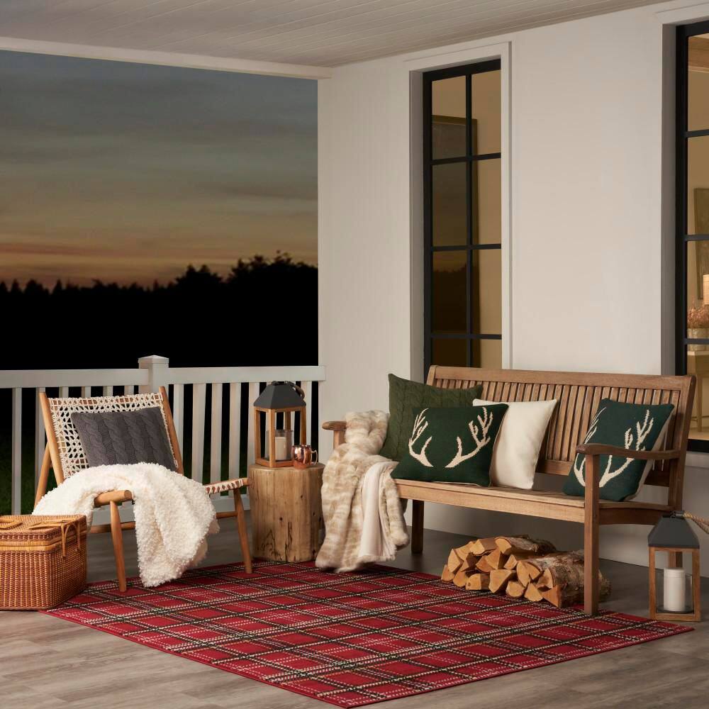 Red Plaid Rectangular Synthetic Area Rug 7' x 10'