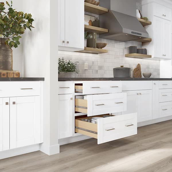 https://images.thdstatic.com/productImages/cfe8a00d-f4b1-4f6f-a85c-b8dfc3d1da2b/svn/satin-white-hampton-bay-assembled-kitchen-cabinets-kdb30-ssw-c3_600.jpg