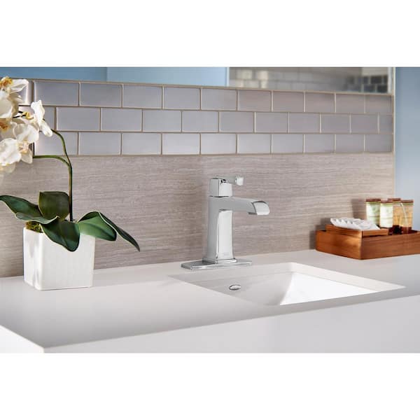 Townsend Single Hole Single-Handle Bathroom Faucet with Speed Connect Drain in Polished Chrome