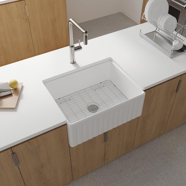 Fireclay 30 in. L x 20 in. W Farmhouse/Apron Front Single Bowl Kitchen Sink with Grid and Strainer