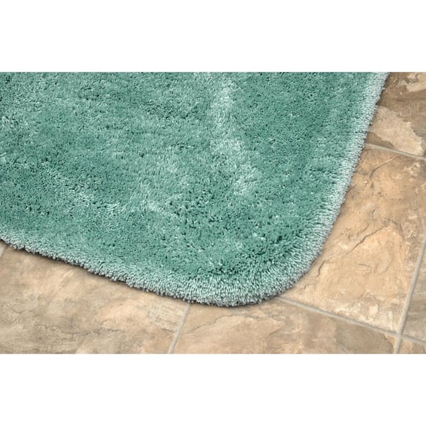 Finest Luxury Sea Foam 30 in. x 50 in. Plush Nylon Bath Mat
