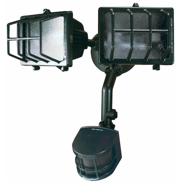 Heath Zenith 270-Degree Outdoor Motion-Sensing Security Light