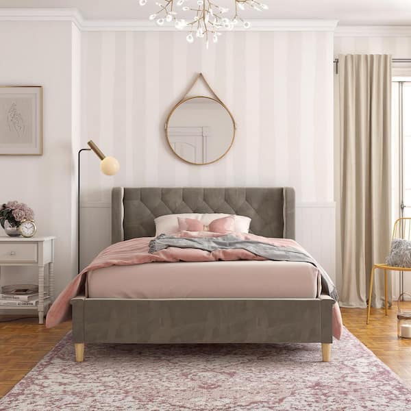 Full on sale bed pink