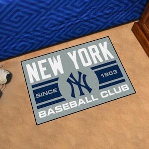 New York Yankees Gray 1.5 ft. x 2.5 ft. Starter Area Rug