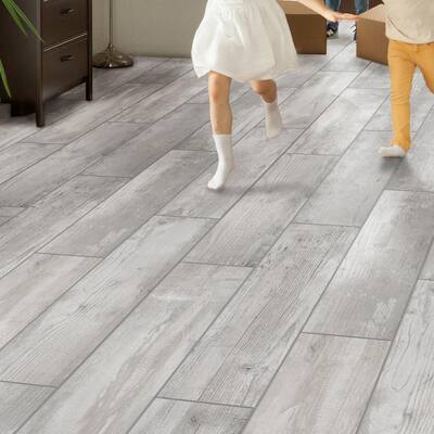 Gray Wood Look Tile Flooring, Gray Floor Tile That Looks Like Wood