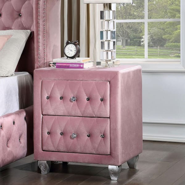 Furniture of America Nesika 5-Piece Pink Queen Bedroom Set