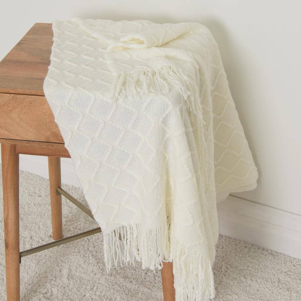 Cozy Ivory Textured Diamond Knitted Throw 50" x 60"