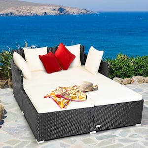 1-Piece Plastic Rattan Outdoor DayBed with Beige Cushions