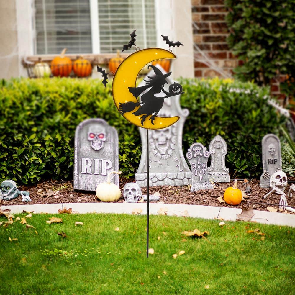 Halloween yard deals decorations for sale